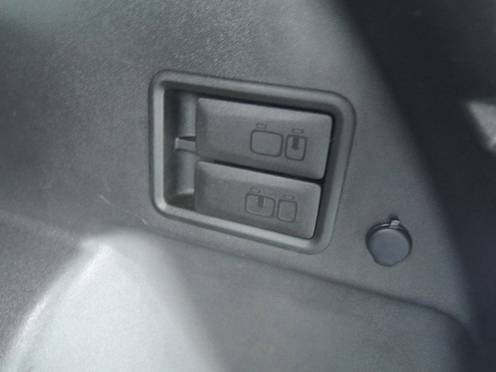 2024 Chevrolet Equinox 2FL - Photo 28