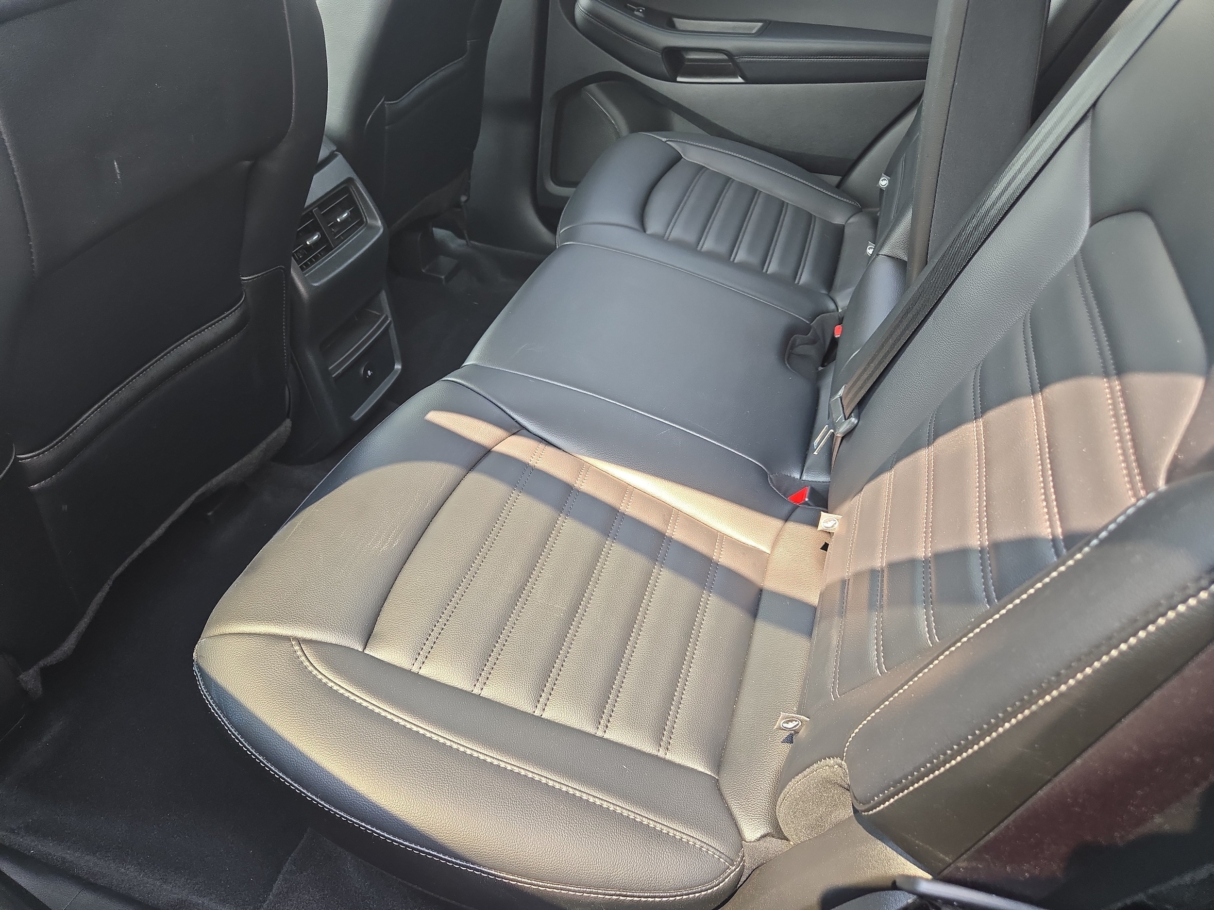 2023 Ford Edge SEL - Photo 14