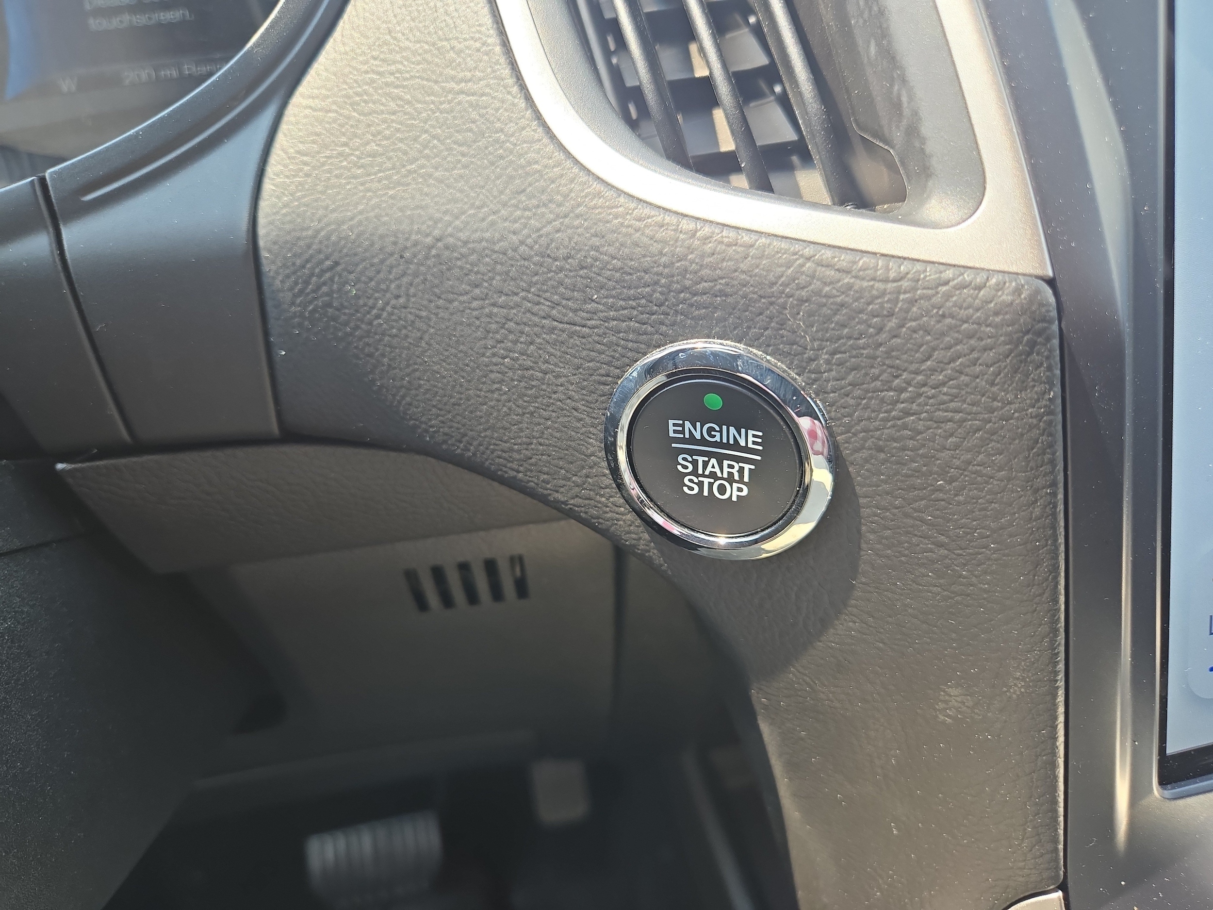 2023 Ford Edge SEL - Photo 24