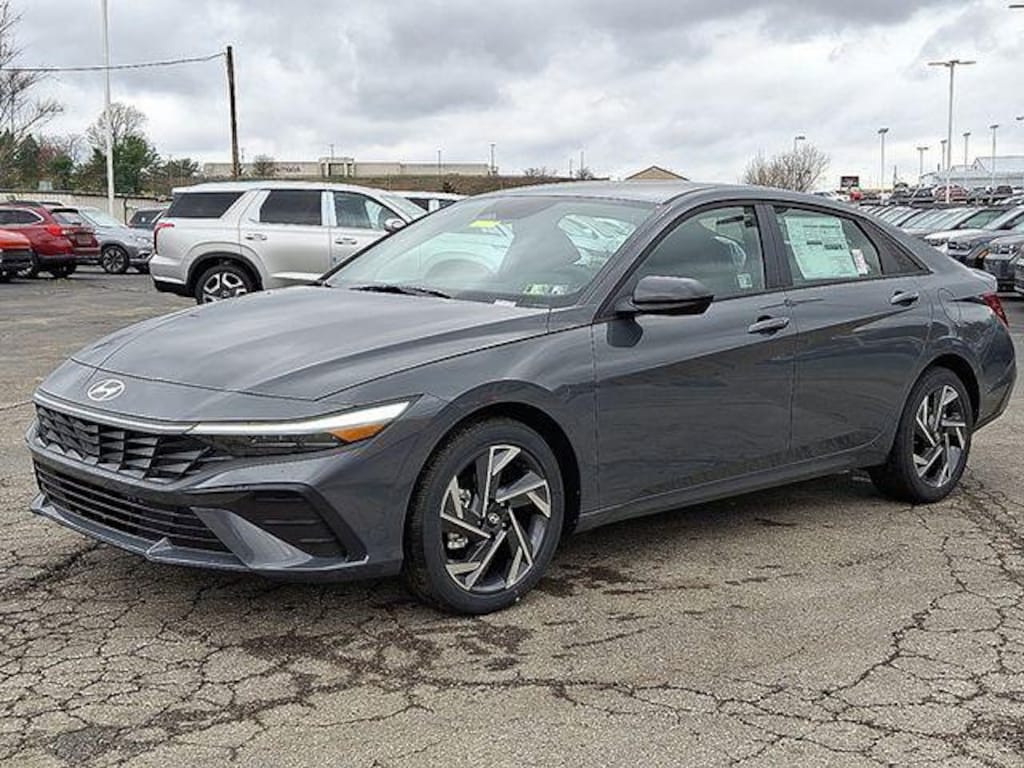 New 2026 Hyundai Elantra SEL Sport Sedan
