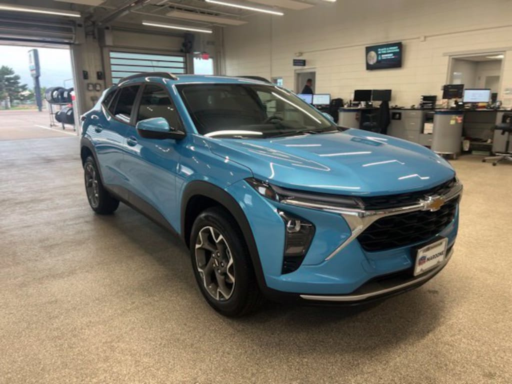 New 2026 Chevrolet Trax LT SUV