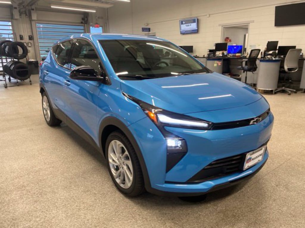 New 2027 Chevrolet Bolt LT SUV
