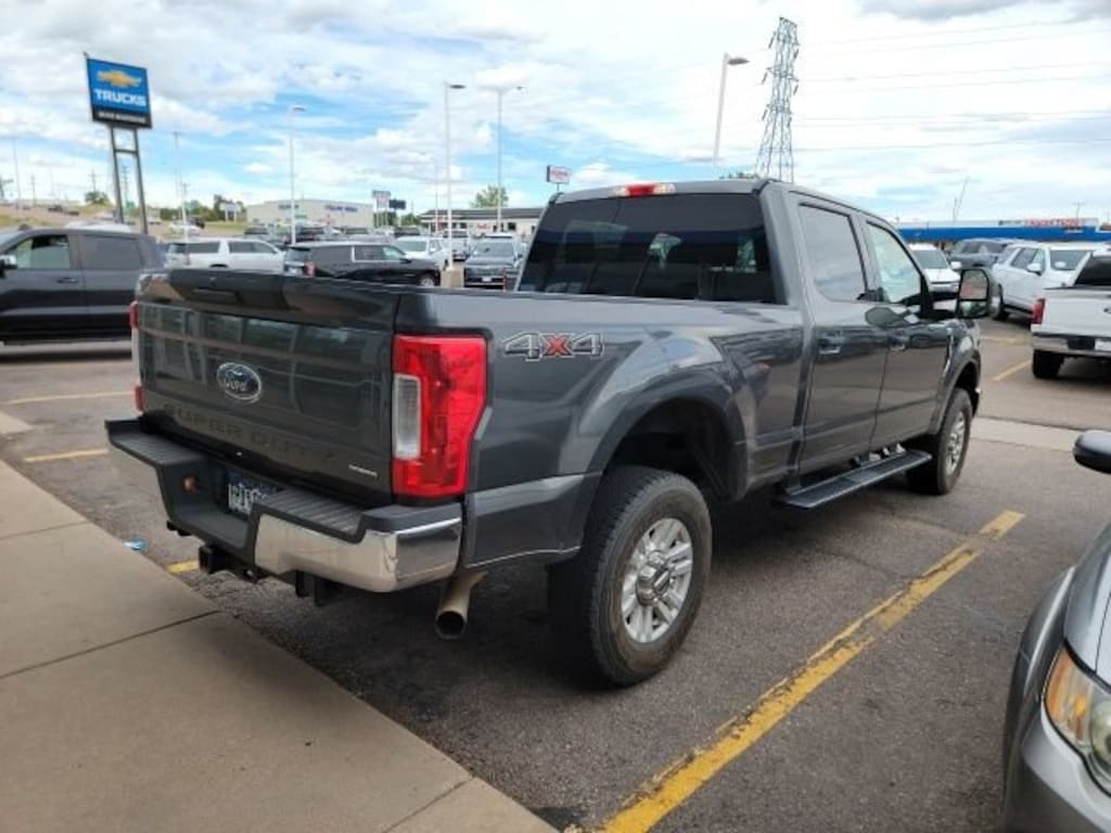 Used 2019 Ford F-250 Truck Crew Cab