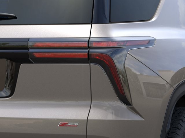 2027 Chevrolet Traverse Z71 - Photo 10