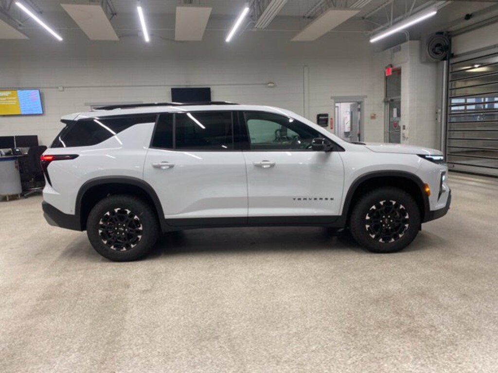 New 2027 Chevrolet Traverse Z71 SUV