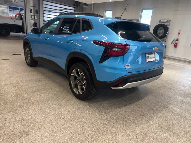 2026 Chevrolet Trax LT - Photo 8