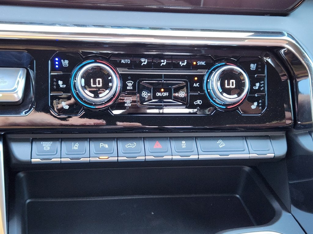 2026 GMC Sierra 3500HD Denali Ultimate - Photo 21
