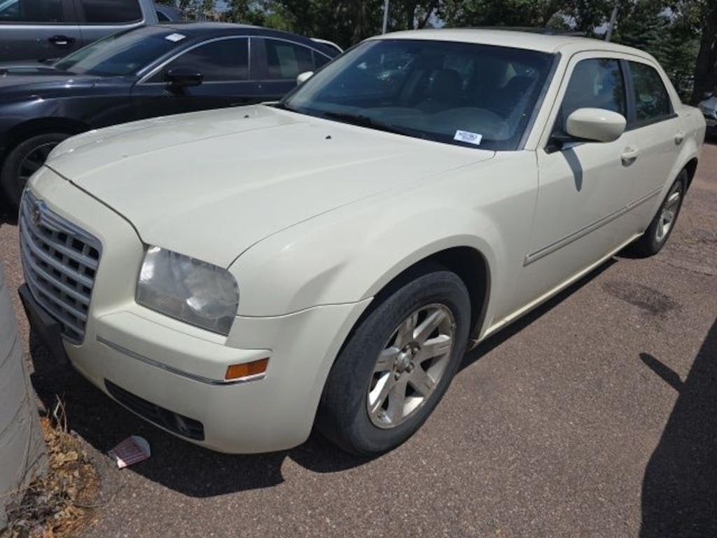Used 2006 Chrysler 300 Touring TOW-Away Sedan