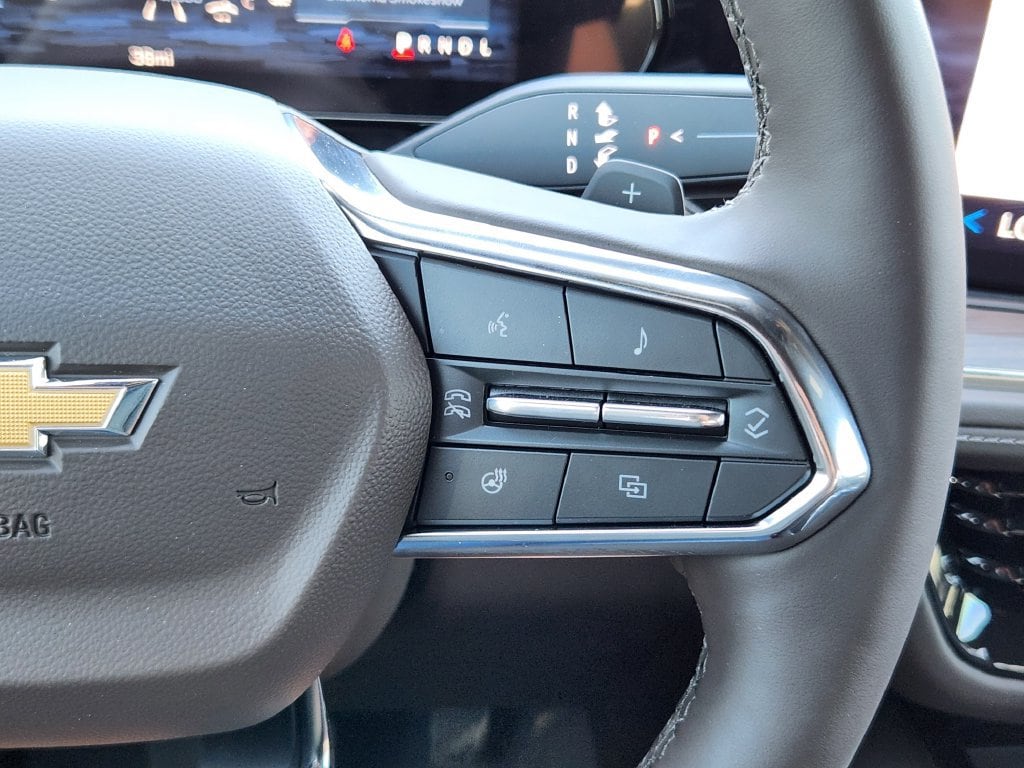 2026 Chevrolet Suburban LT - Photo 19