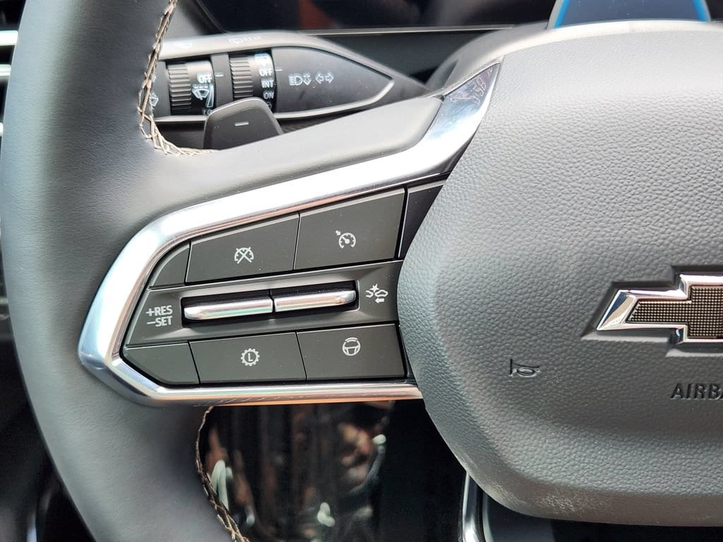 2027 Chevrolet Traverse Z71 - Photo 16