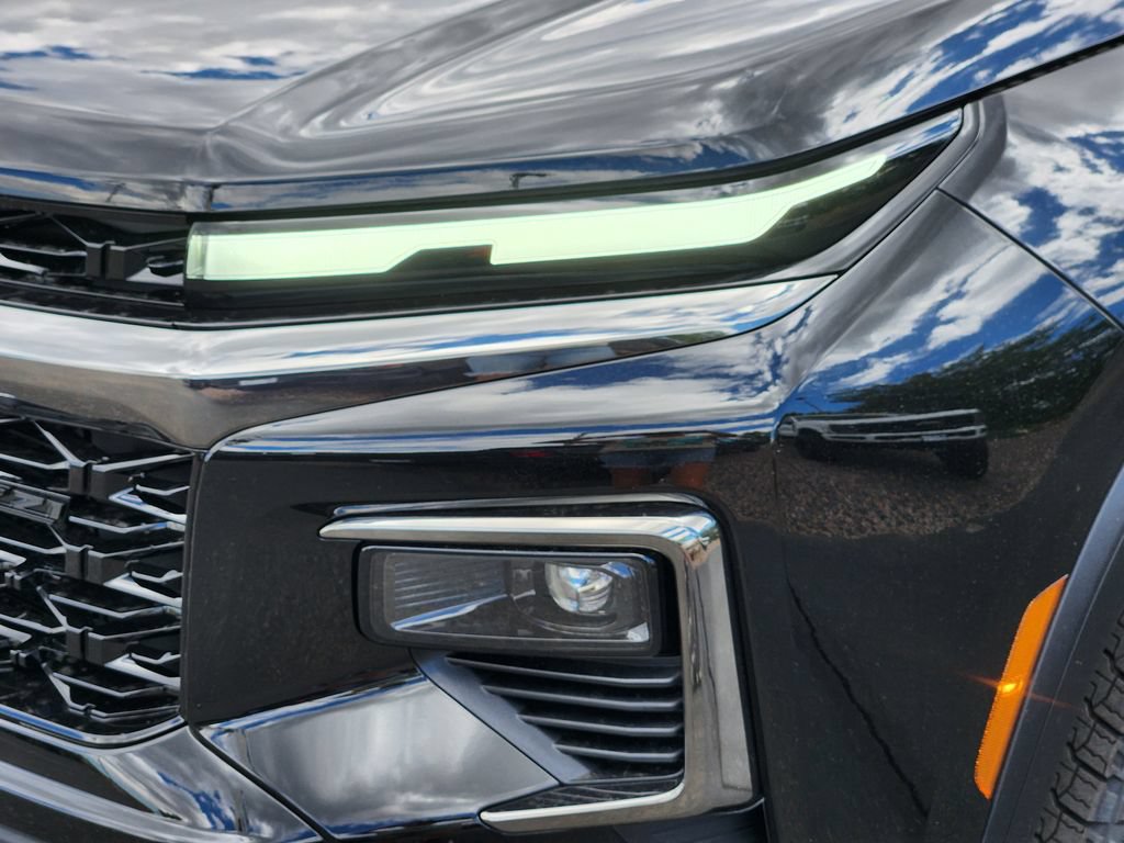 2027 Chevrolet Traverse Z71 - Photo 6