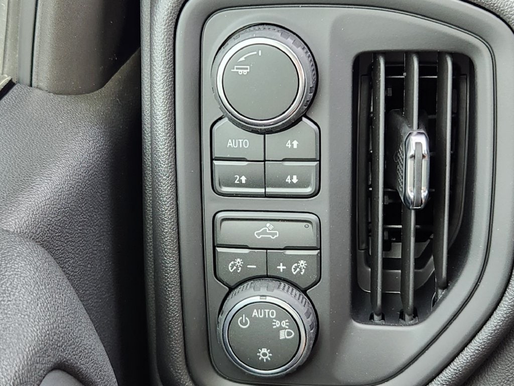 2026 Chevrolet Silverado 1500 Custom Trail Boss - Photo 16