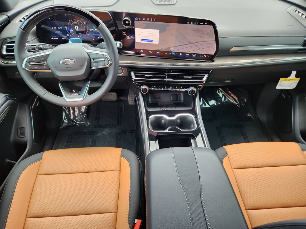2027 Chevrolet Traverse Z71 - Photo 12
