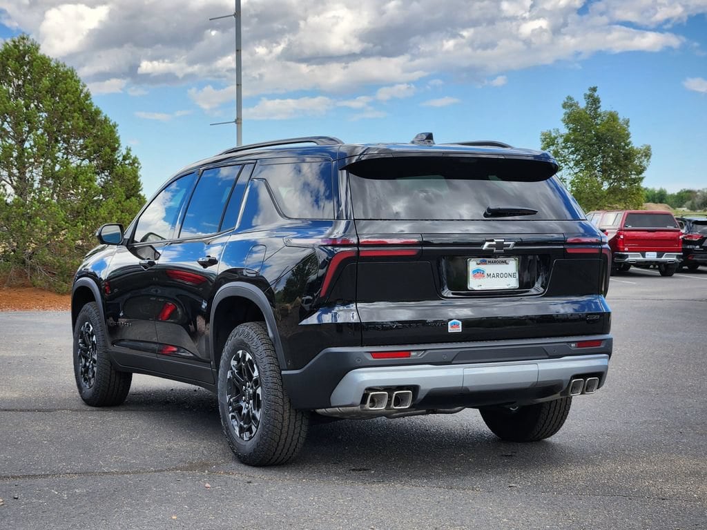 2027 Chevrolet Traverse Z71 - Photo 2