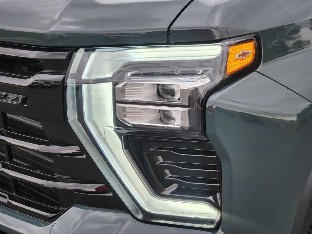 2026 Chevrolet Silverado 2500 HD LTZ - Photo 6