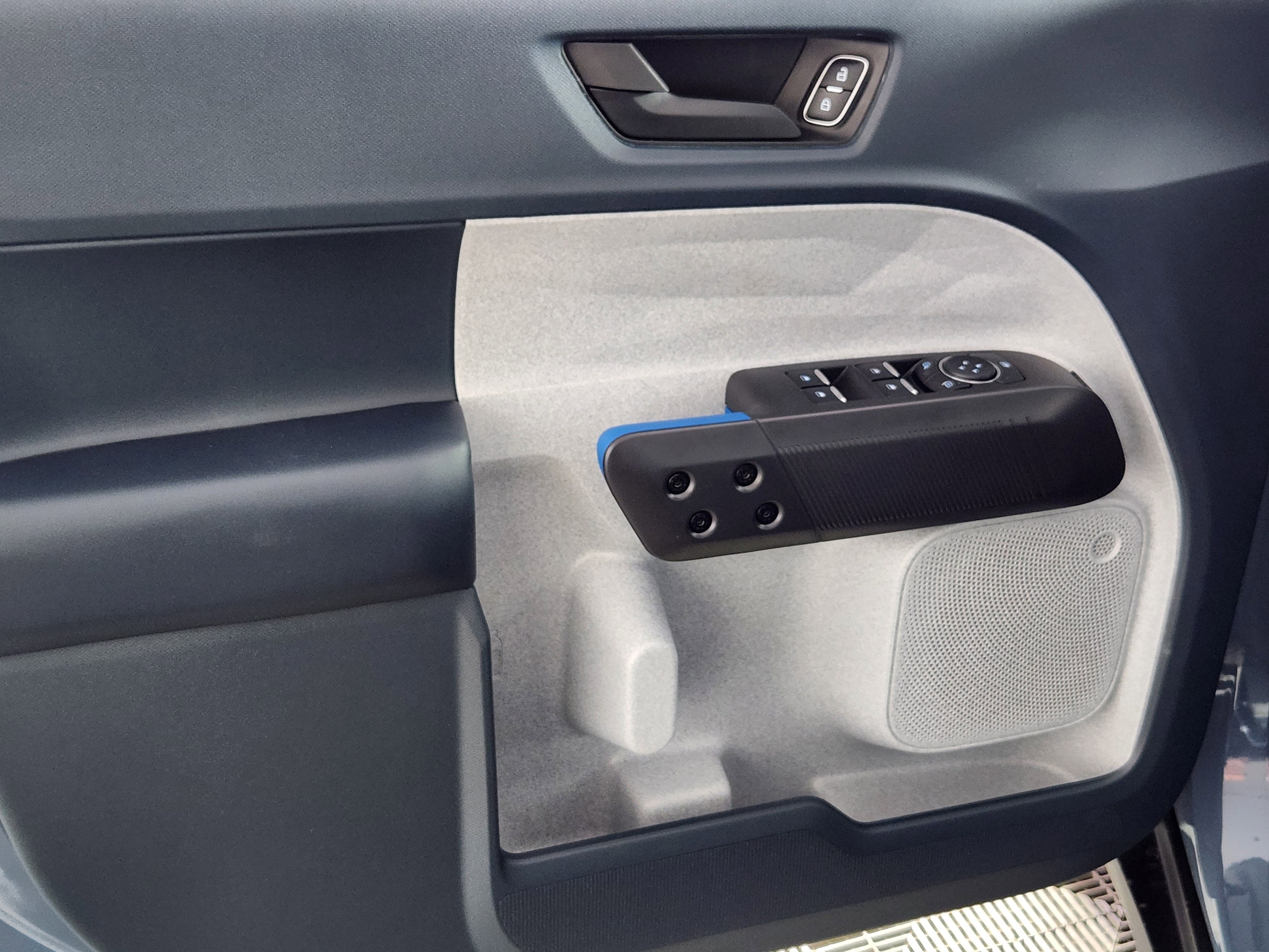 2026 Ford Maverick XLT - Photo 13