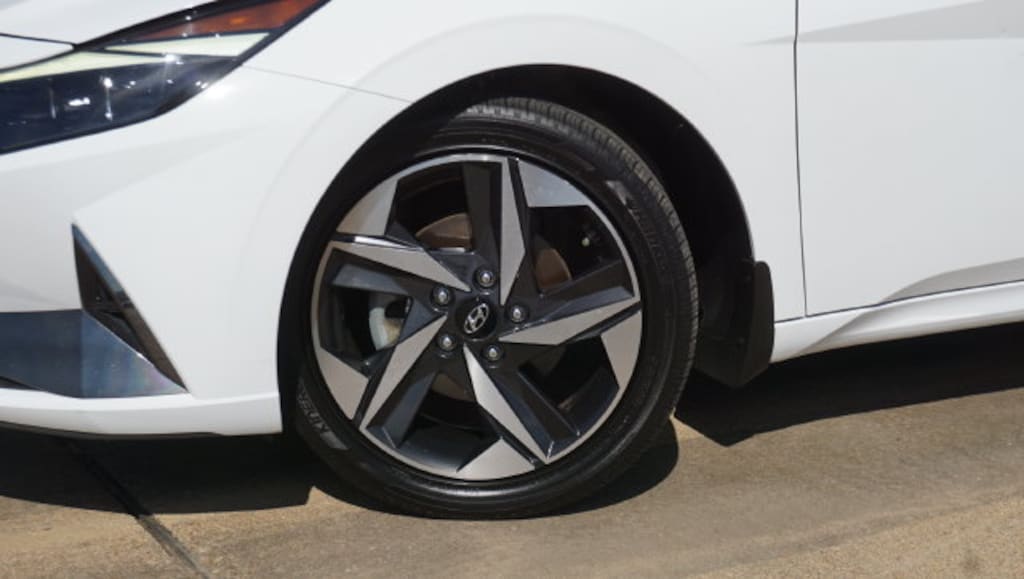 Certified 2023 Hyundai Elantra HEV Limited Sedan