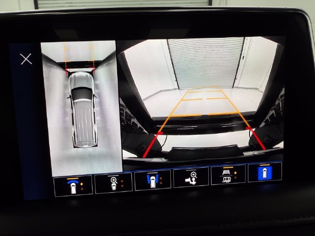 2023 Chevrolet Suburban Z71 - Photo 26