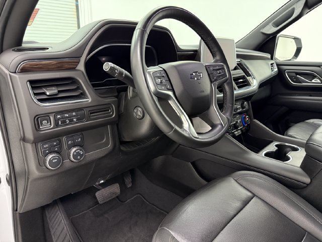 2023 Chevrolet Suburban Z71 - Photo 10