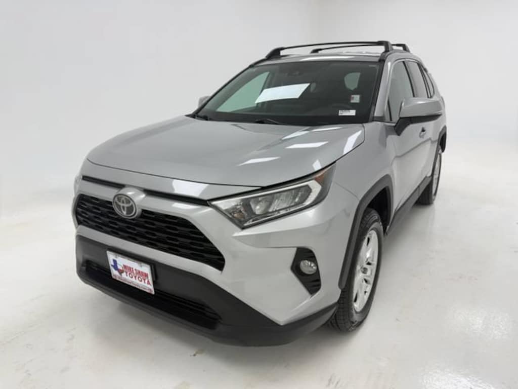 Used 2020 Toyota RAV4 XLE SUV