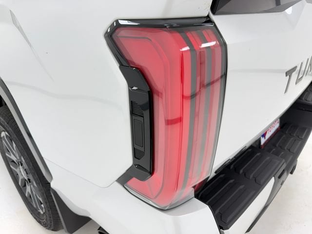 2026 Toyota Tundra Platinum - Photo 36