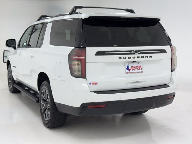 2023 Chevrolet Suburban Z71 - Photo 38
