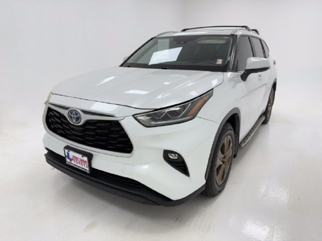 Used 2023 Toyota Highlander Hybrid Bronze Edition SUV