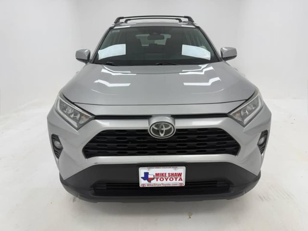 Used 2020 Toyota RAV4 XLE SUV