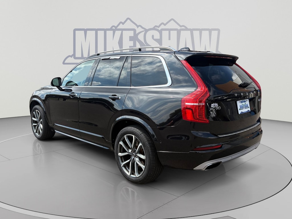 Used 2017 Volvo XC90 Momentum Sport Utility