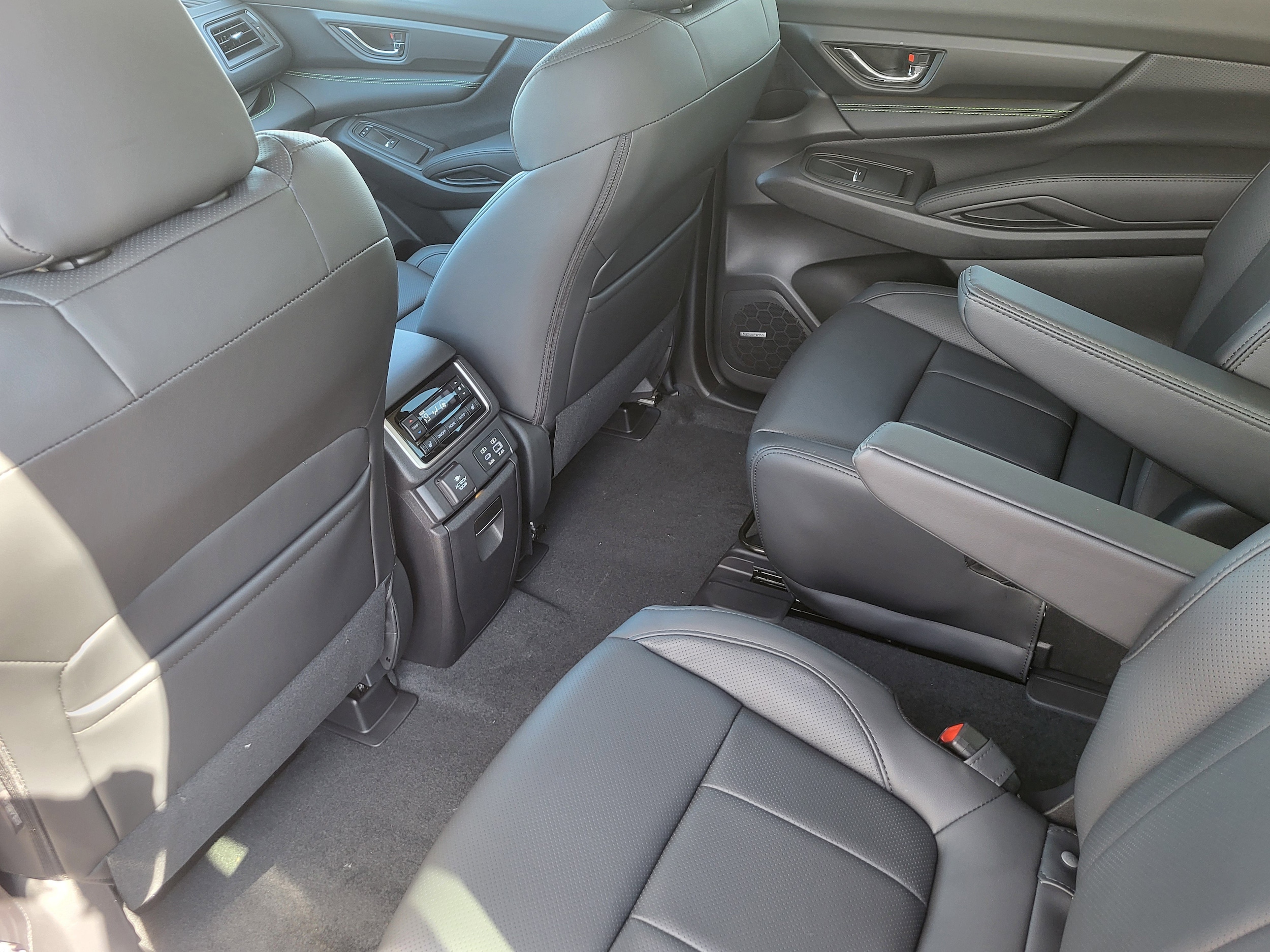 2026 Subaru Ascent Onyx Edition-Touring - Photo 32