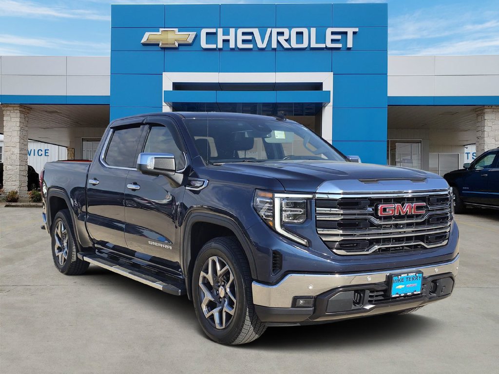 2022 GMC Sierra 1500 SLT