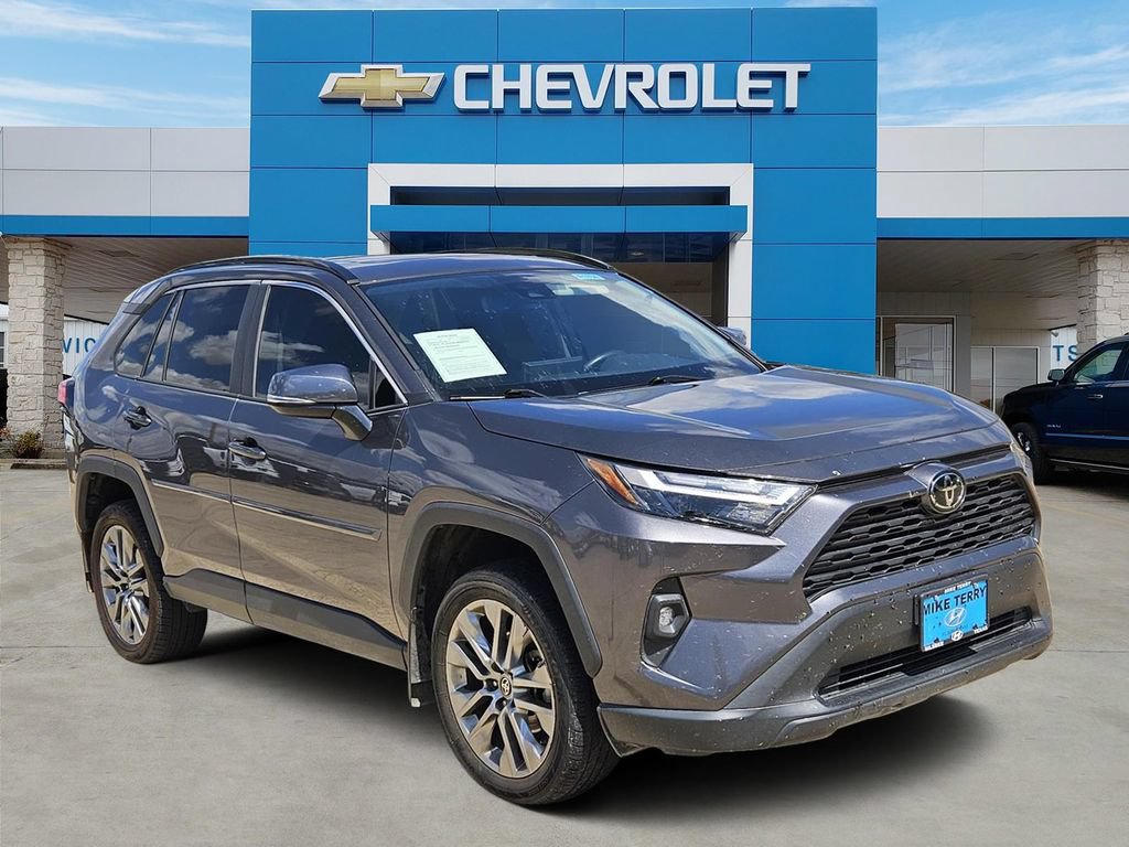 2024 Toyota RAV4 XLE Premium