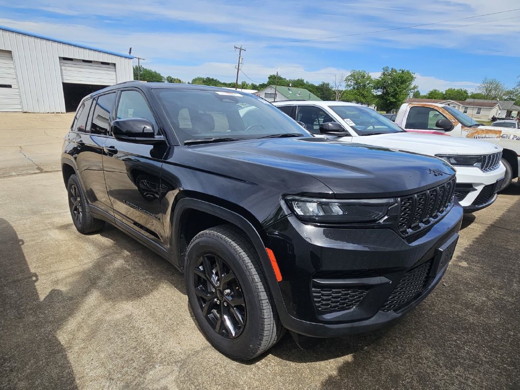 2024 Jeep Grand Cherokee Altitude