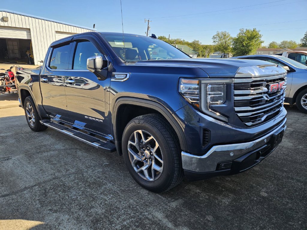 2022 GMC Sierra 1500 SLT