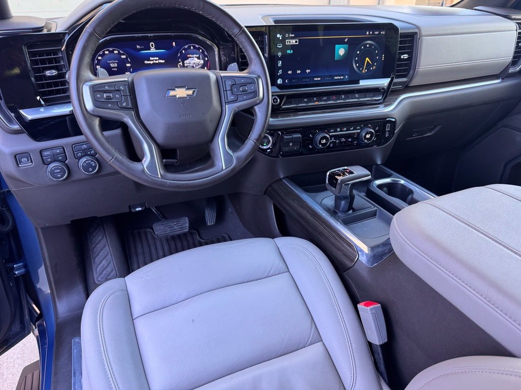 Used 2024 Chevrolet Silverado 1500 LT w/1LT Truck