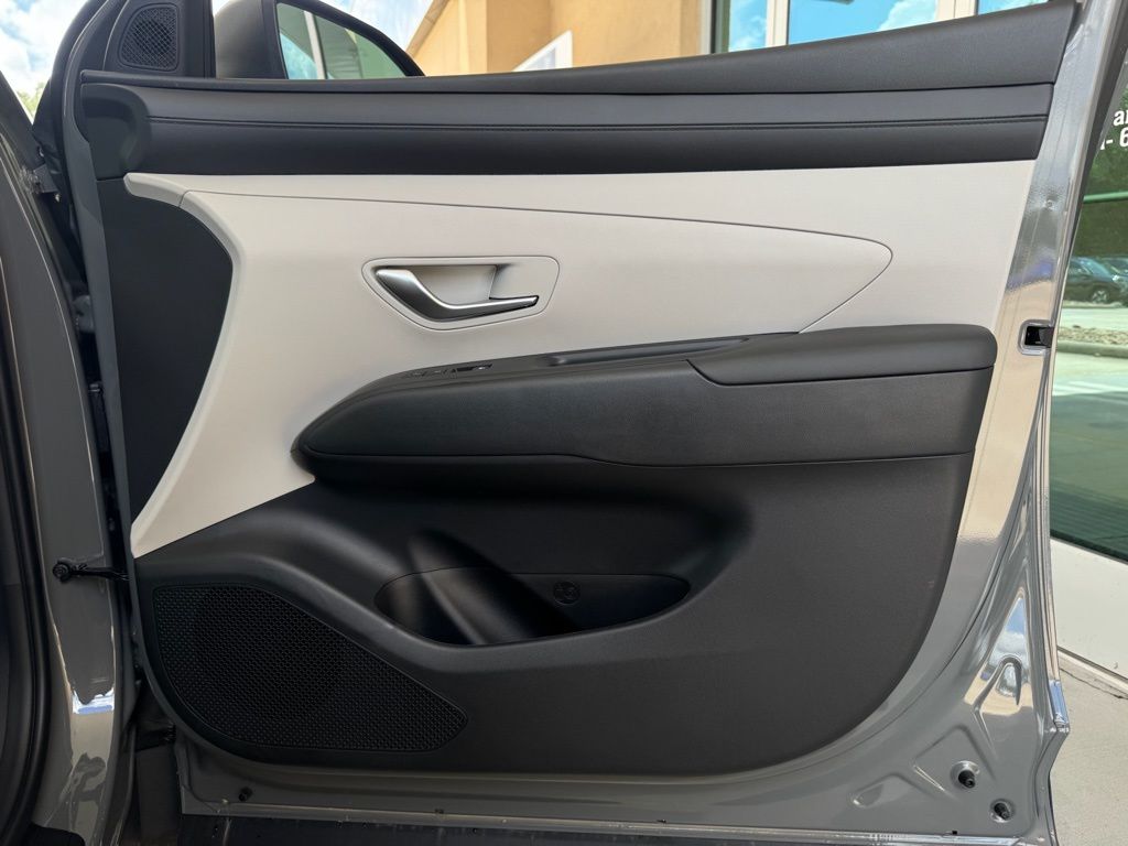 2025 Hyundai Tucson SEL - Photo 21