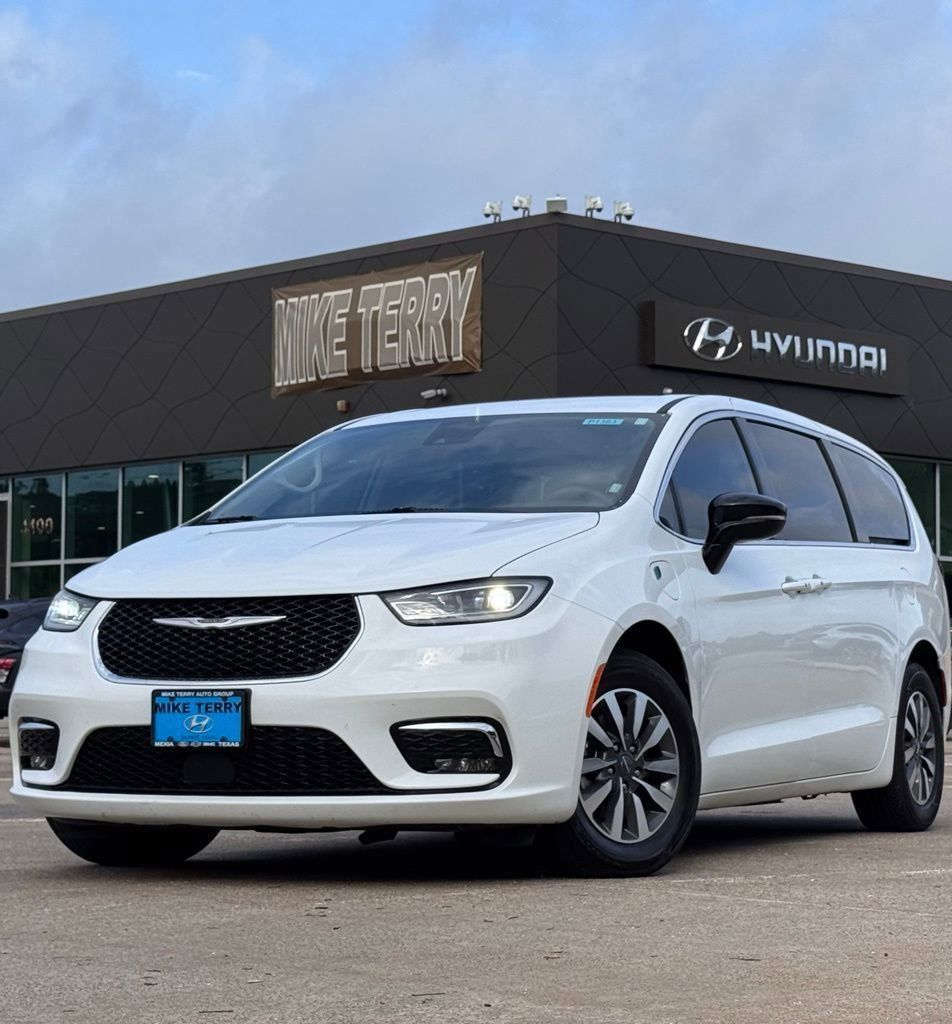 2024 Chrysler Pacifica