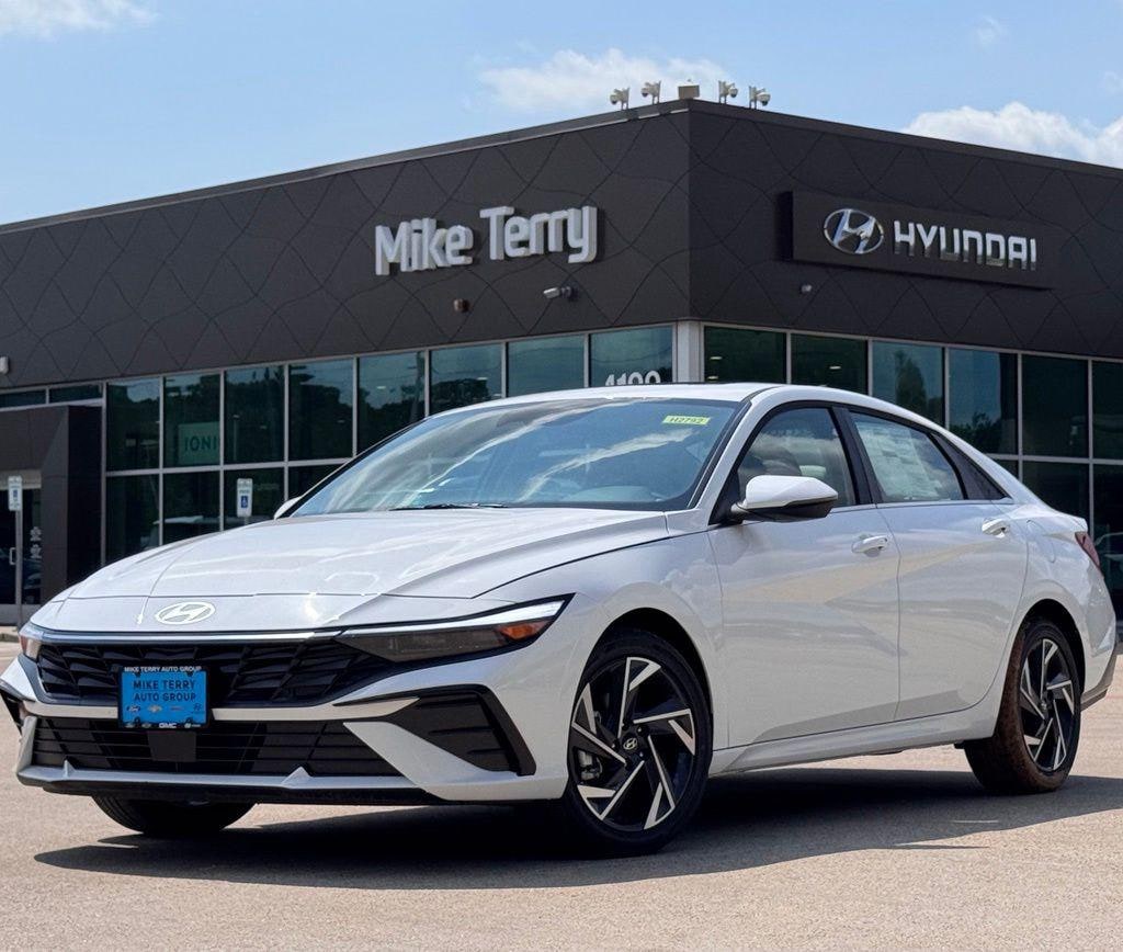 New 2026 Hyundai Elantra Limited Sedan