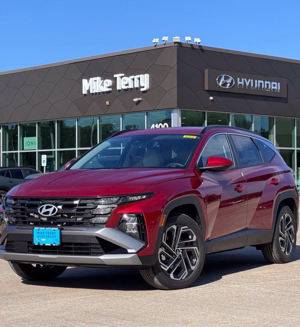 New 2026 Hyundai Tucson SEL Plus FWD SUV