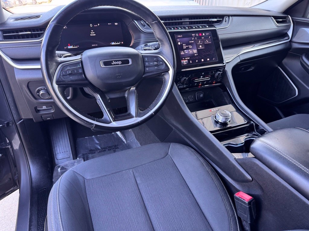 Used 2022 Jeep Grand Cherokee L Laredo SUV