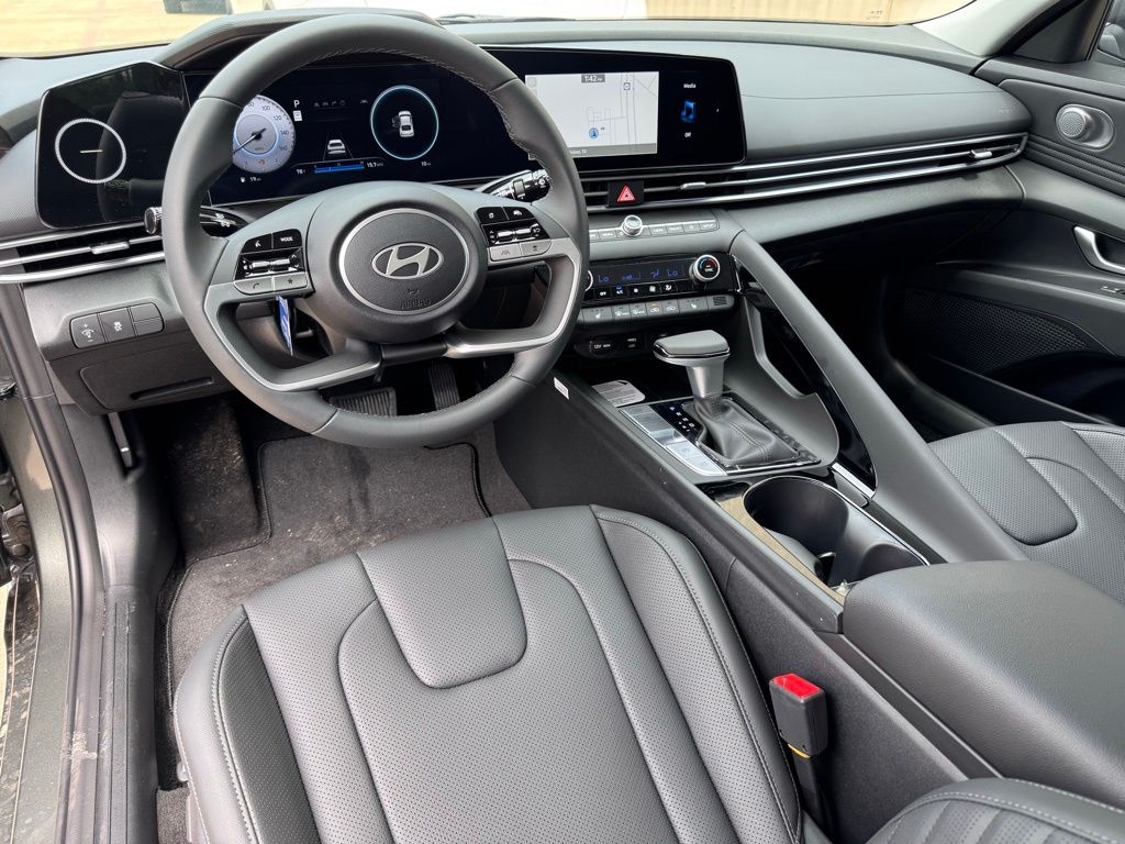 New 2026 Hyundai Elantra Limited Sedan