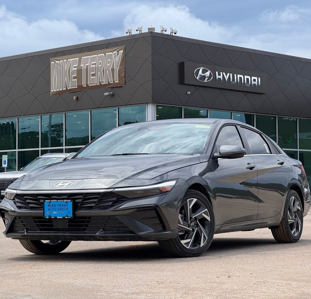 New 2026 Hyundai Elantra Limited Sedan