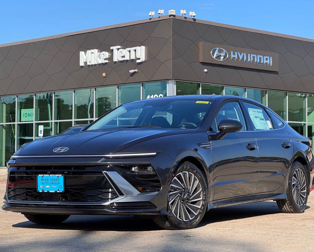 2026 Hyundai Sonata Hybrid SEL