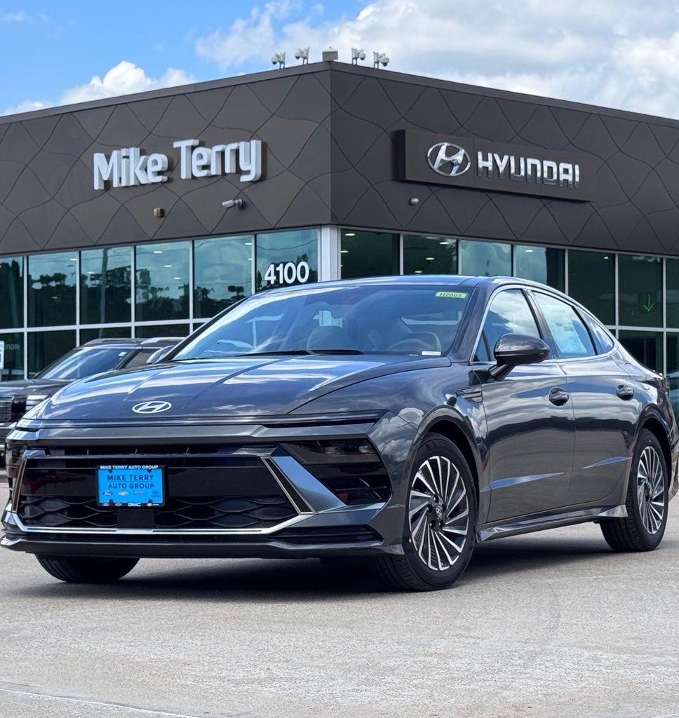 2026 Hyundai Sonata Hybrid SEL