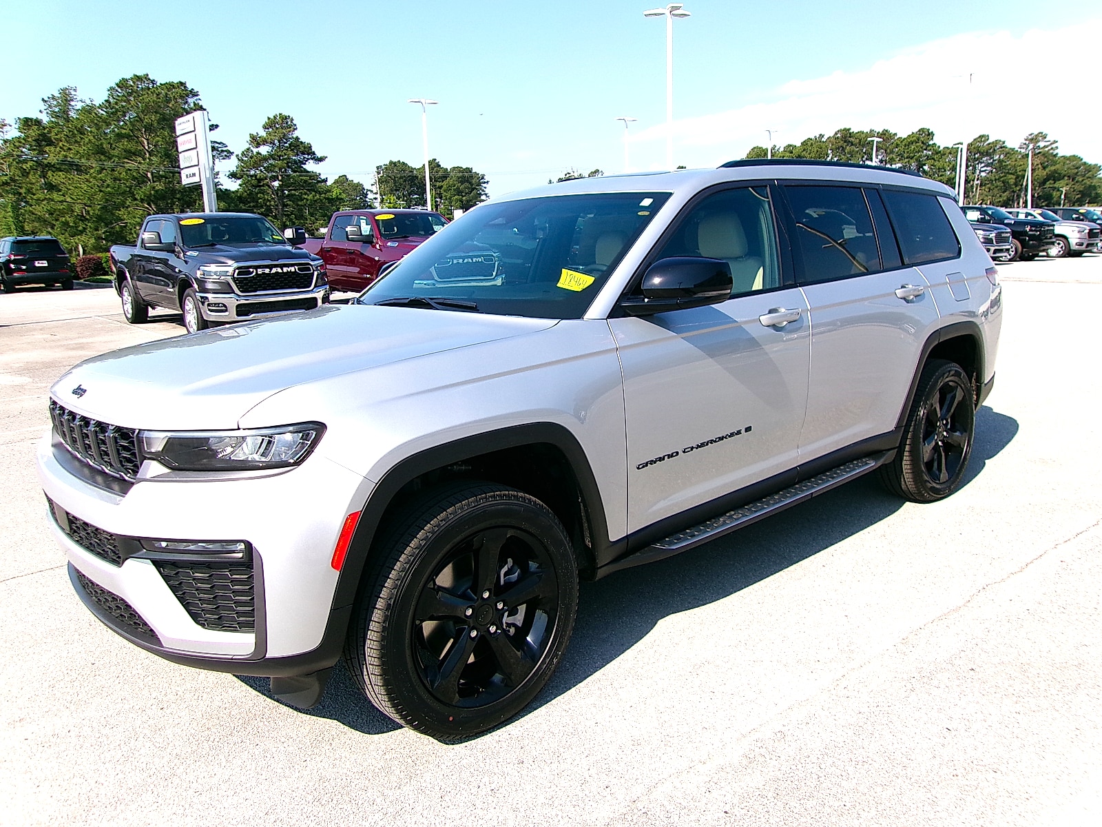 2026 Jeep Grand Cherokee Sport Utility 