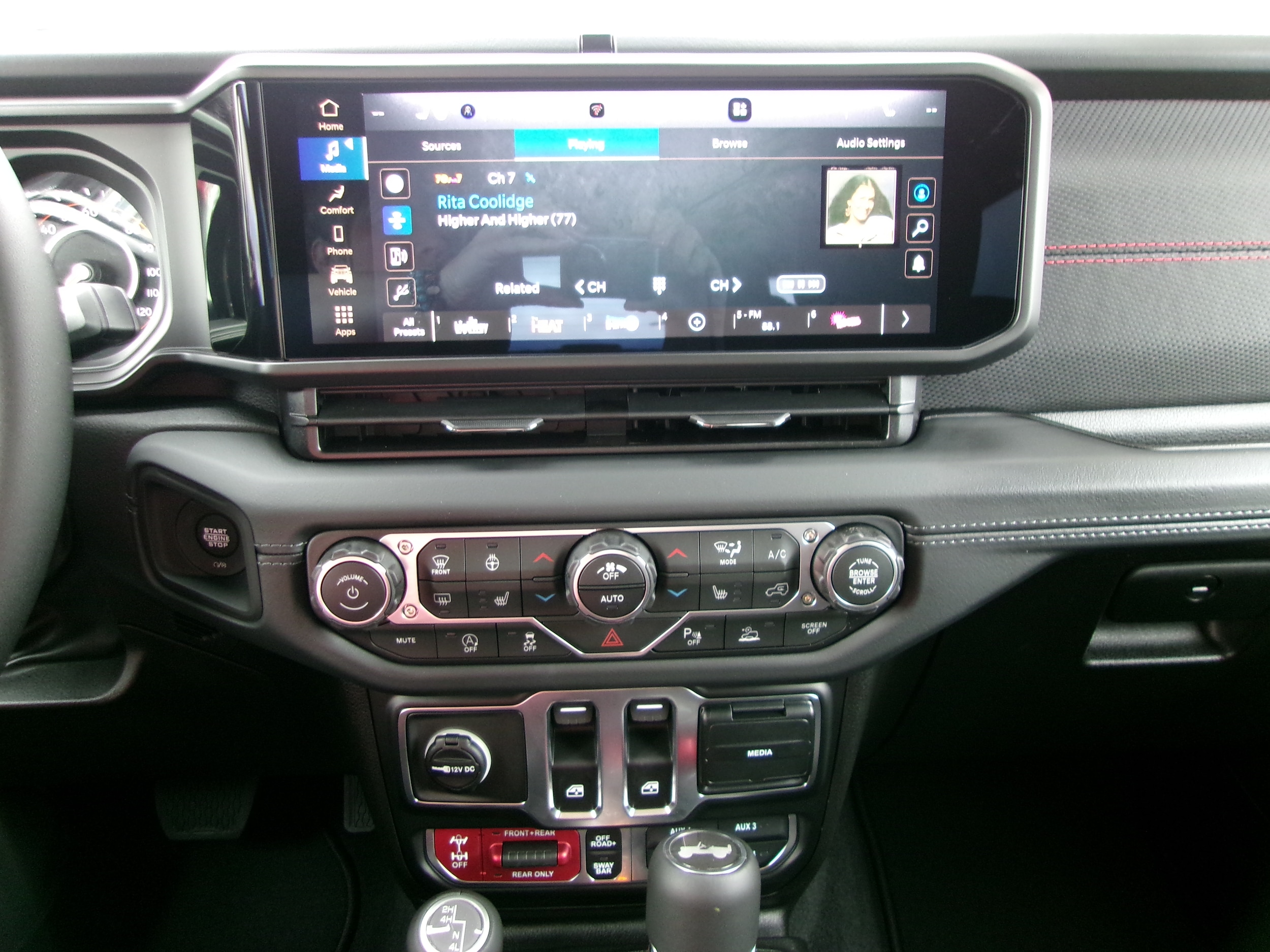 2026 Jeep Wrangler 2-Door Rubicon - Photo 14