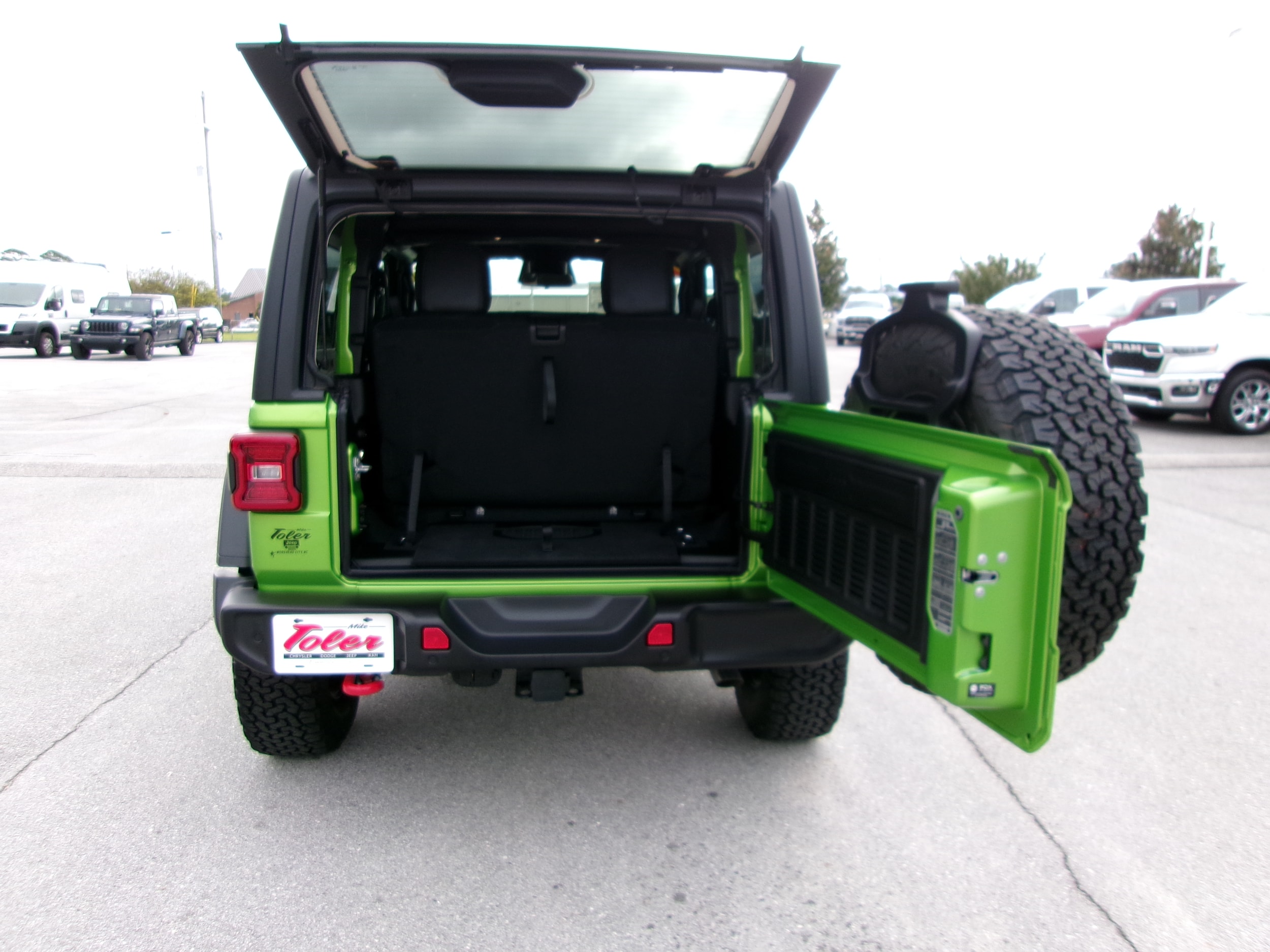 2026 Jeep Wrangler 2-Door Rubicon - Photo 18