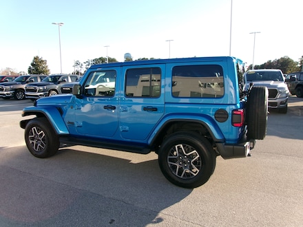 2026 Jeep Wrangler 4-DOOR SAHARA Sport Utility