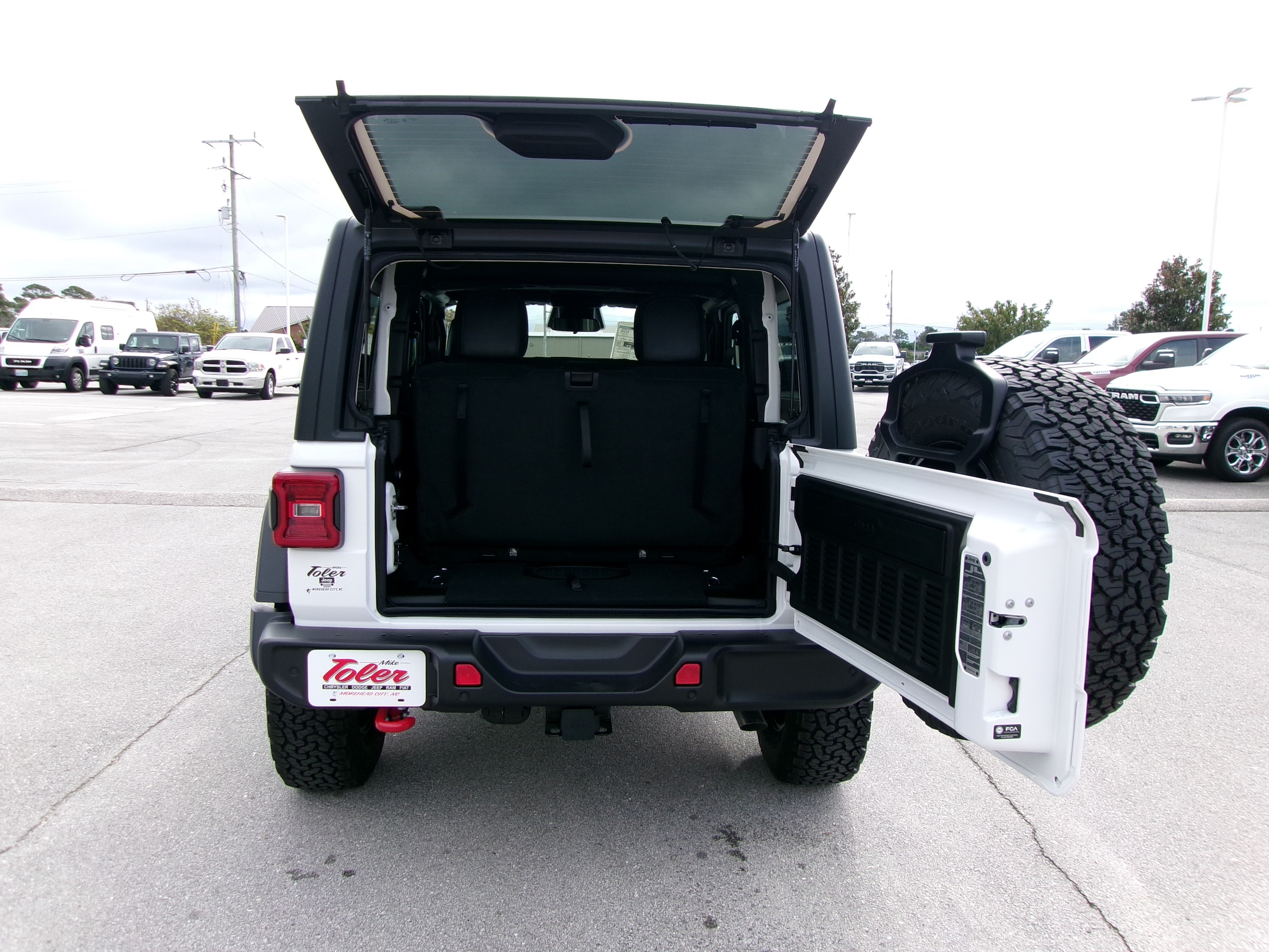 2026 Jeep Wrangler 2-Door Rubicon - Photo 18