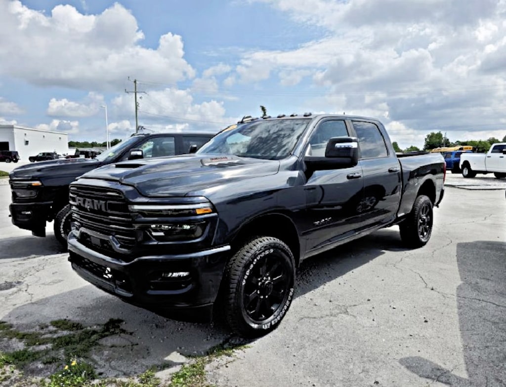 New 2026 Ram 2500 LARAMIE CREW CAB 4X4 6'4 BOX Pickup